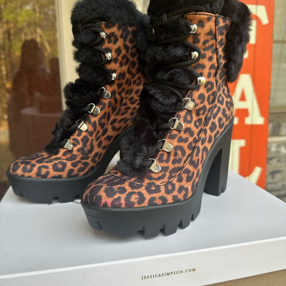 Jessica Simpson Mikah Platform Bootie in Leopard - Picture 3 of 4